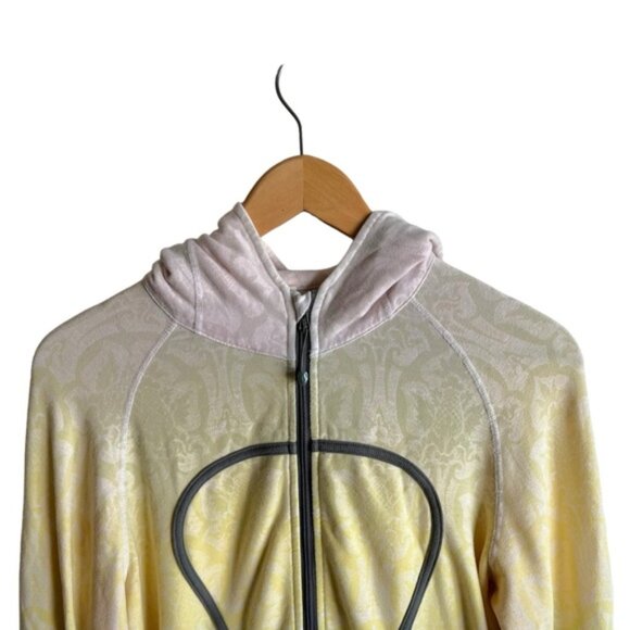 Lululemon Light Jacket Hoodie Size 8 Ombré Yellow Green - Picture 2 of 10